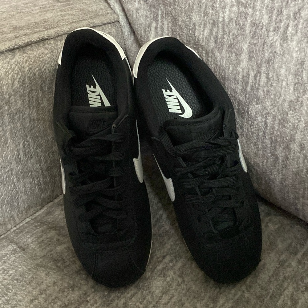 Nike Cortez Basic Leather - image 1